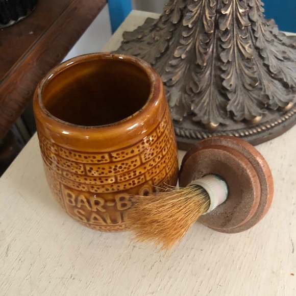 Vintage Bar-B-Q Sauce Ceramic Jar with Brush Lid - Picture 2 of 4